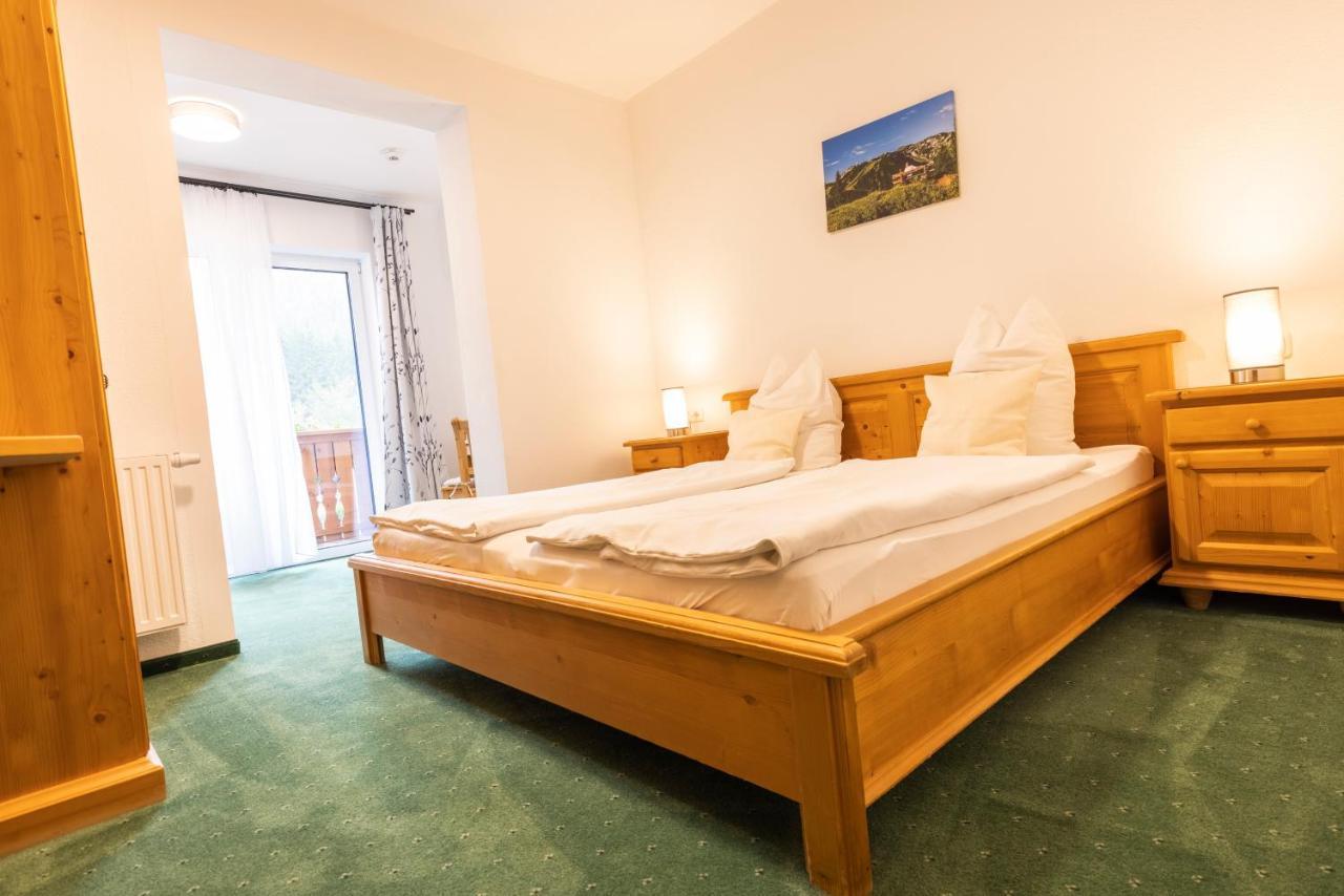 Lassing  Alpenhotel Ensmann מראה חיצוני תמונה